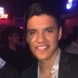 Meet your Posher, Moises